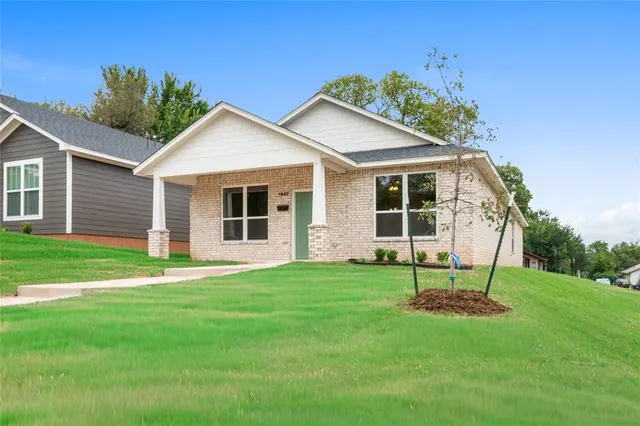 Photo 5 — 1440 NE 11 Street, Oklahoma City, OK 73117