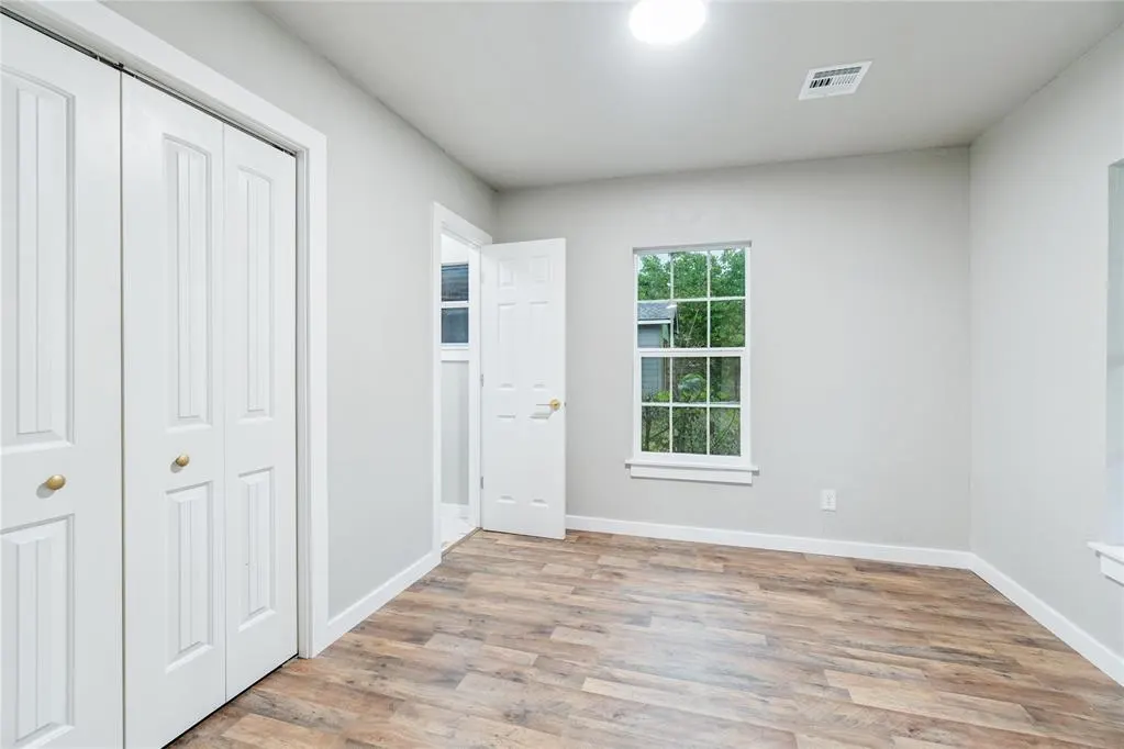 Photo 17 — 107 SE 22nd Street, Oklahoma City, OK 73129