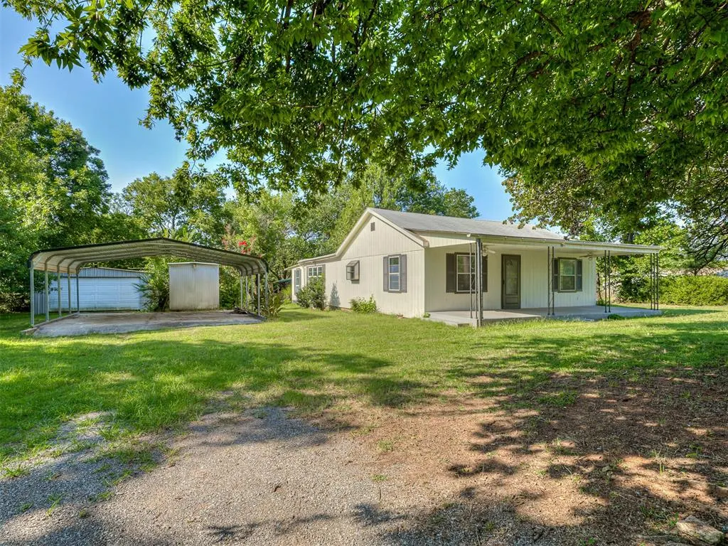 Front exterior — 10424 NE 17th Street, Oklahoma City, OK 73141