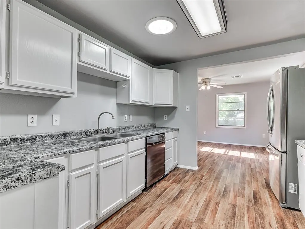 Photo 12 — 10424 NE 17th Street, Oklahoma City, OK 73141