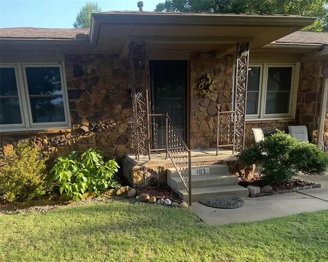 Photo 3 — 1113 E 6th Street, Cushing, OK 74023