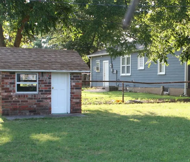 Photo 7 — 1113 E 6th Street, Cushing, OK 74023