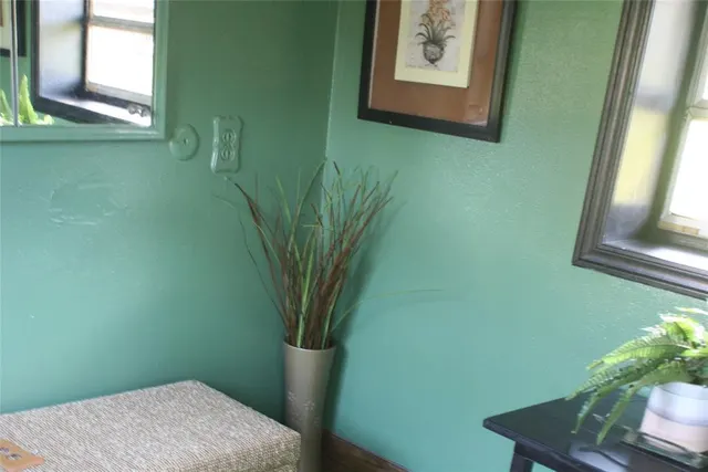 Photo 8 — 1113 E 6th Street, Cushing, OK 74023