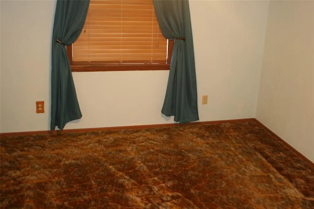 Photo 18 — 1113 E 6th Street, Cushing, OK 74023