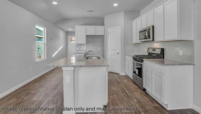Photo 6 — 629 NE 107th Street, Oklahoma City, OK 73131