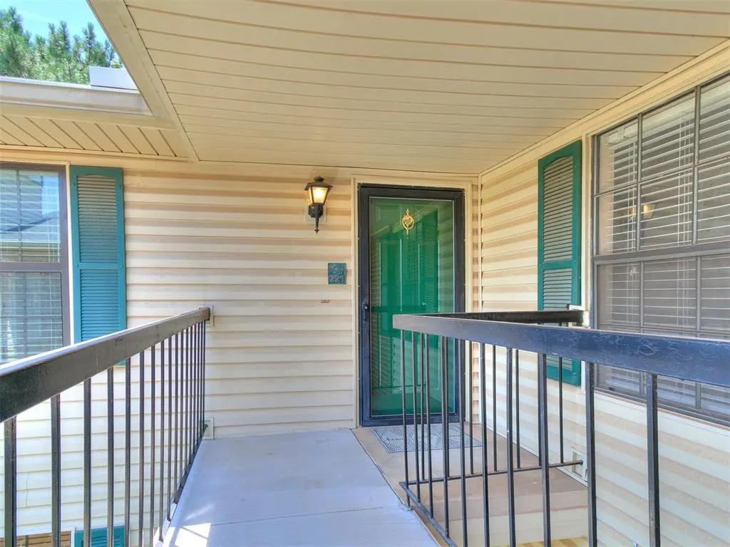 Photo 2 — 4400 Hemingway Drive 221, Oklahoma City, OK 73118