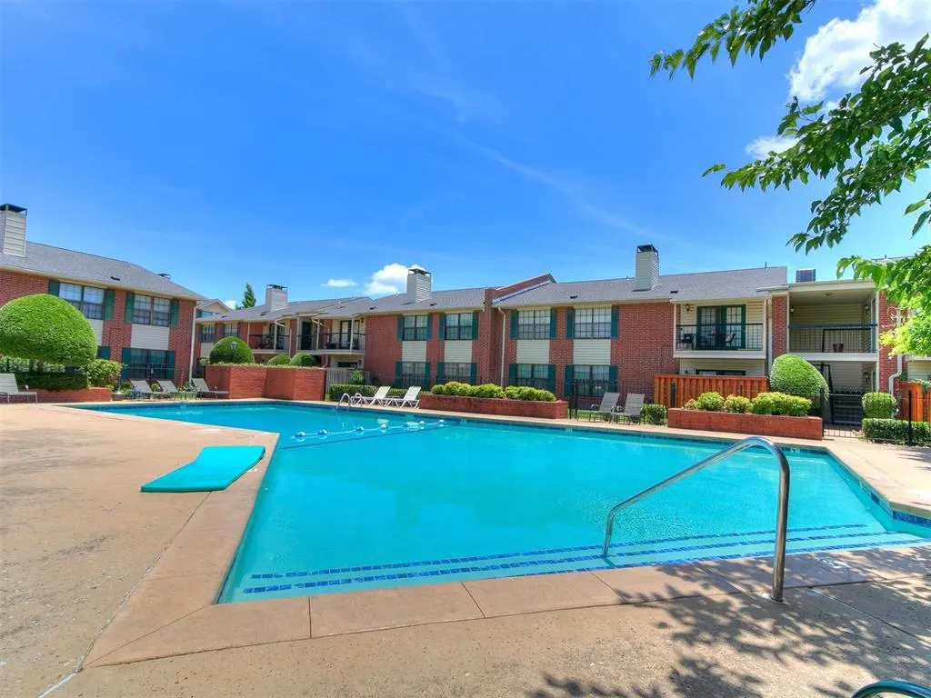 Photo 43 — 4400 Hemingway Drive 221, Oklahoma City, OK 73118