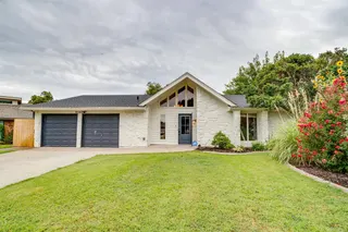 Sold home at 8208 NW 90th Terrace