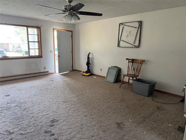 Photo 4 — 313 W Meek Street, Wayne, OK 73095