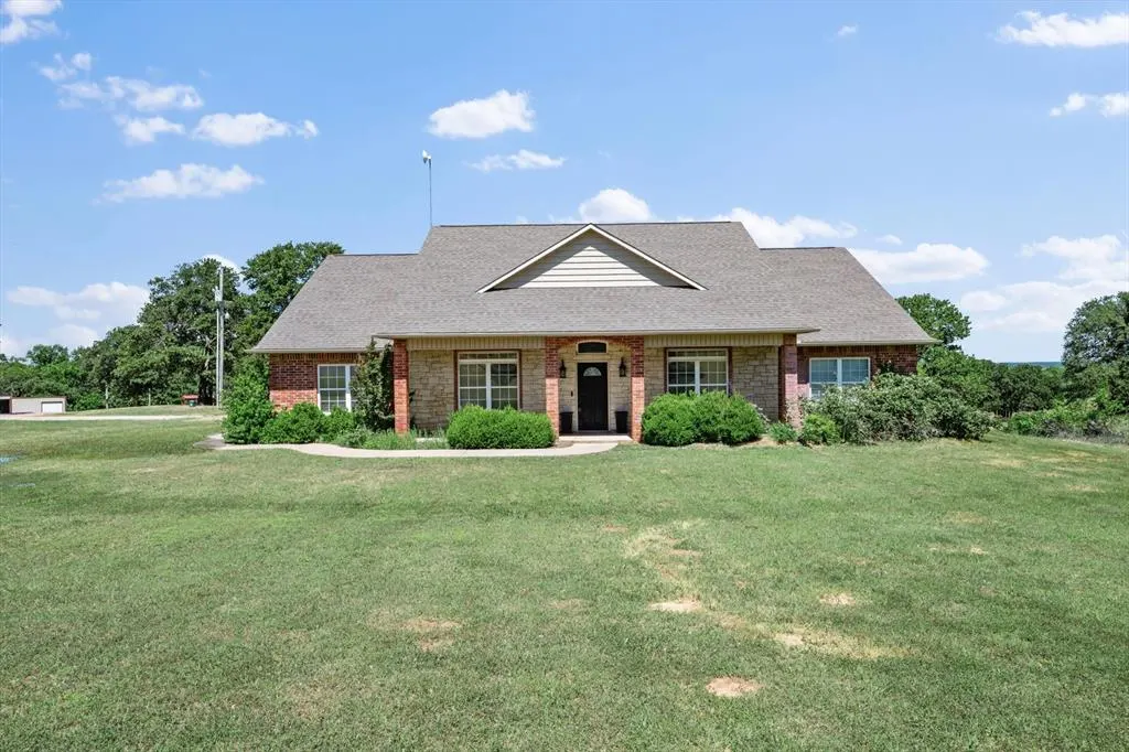 Front exterior — 329824 E Highway 66 Ranch, Wellston, OK 74881