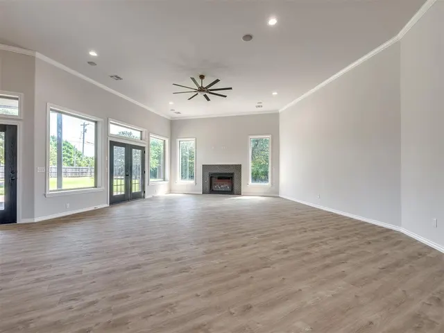 Photo 4 — 4500 Mary Ann Circle, Oklahoma City, OK 73150