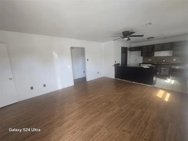 Photo 2 — 1122 NW 52nd Circle, Lawton, OK 73505
