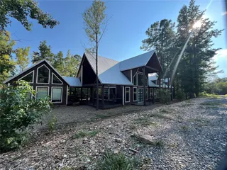 Sold home at 18 Twiggy Court