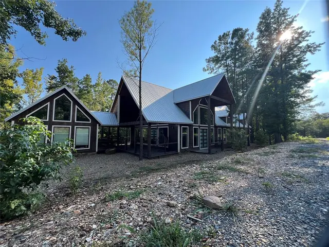 Front exterior — 18 Twiggy Court, Broken Bow, OK 74728