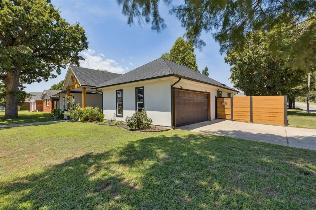 Photo 3 — 7401 NW 30th Terrace, Bethany, OK 73008