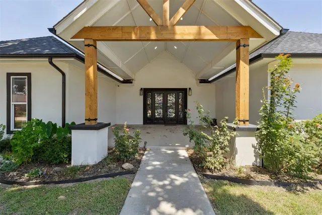 Photo 2 — 7401 NW 30th Terrace, Bethany, OK 73008