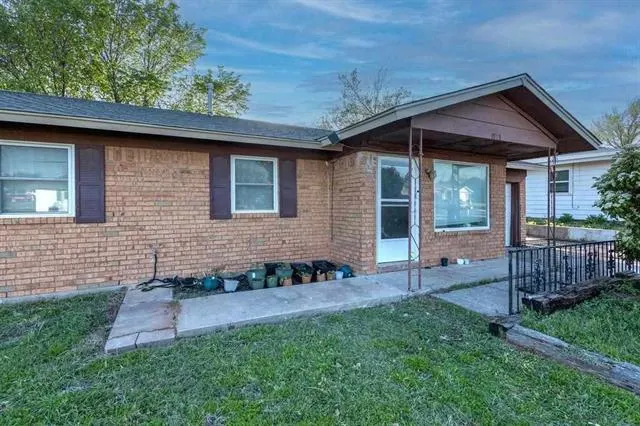 Front exterior — 1913 SW 24TH Street, Lawton, OK 73501