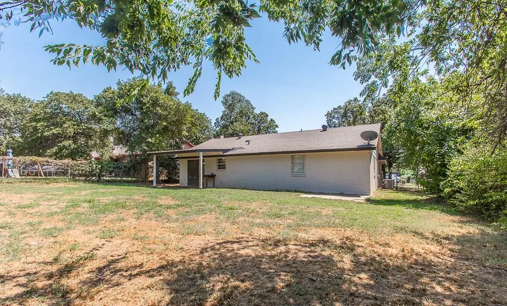Photo 26 — 20435 Palmer Road, Harrah, OK 73045