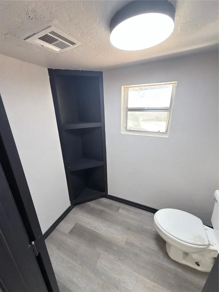 Photo 20 — 102 E Lilac Lane, Midwest City, OK 73110