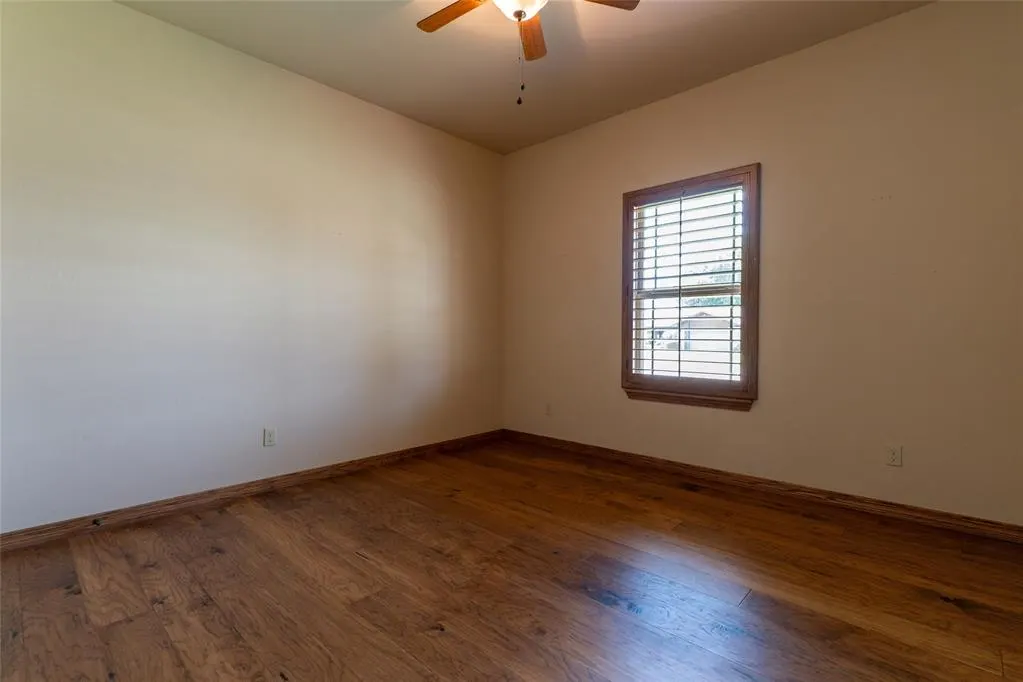 Photo 11 — 211 Shale Crest, Clinton, OK 73601