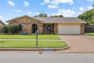 Sold home at 1009 Sherwood Street