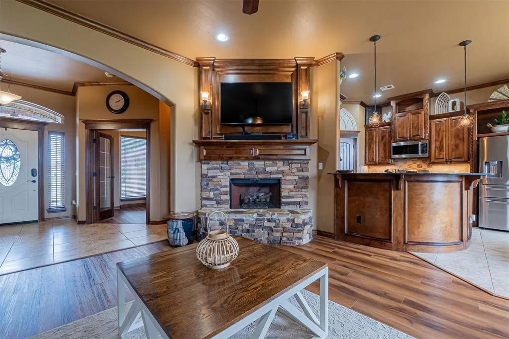 Photo 11 — 3422 Windmill Road, Moore, OK 73165