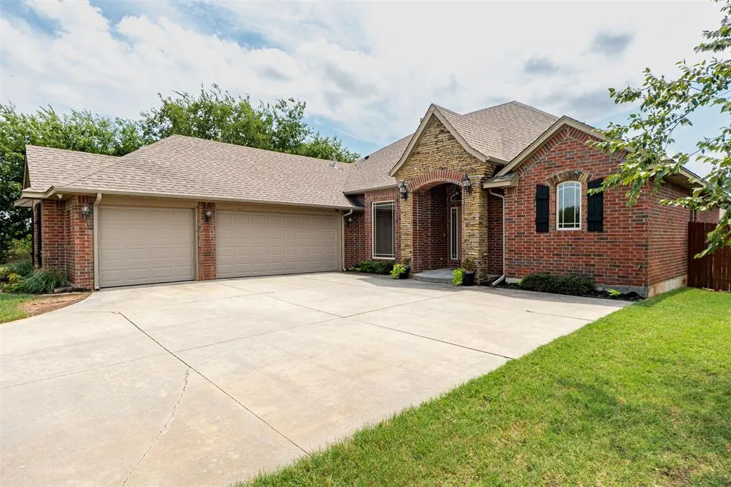 Photo 44 — 3422 Windmill Road, Moore, OK 73165