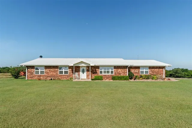 Photo 3 — 608 N Highway 177, Carney, OK 74832