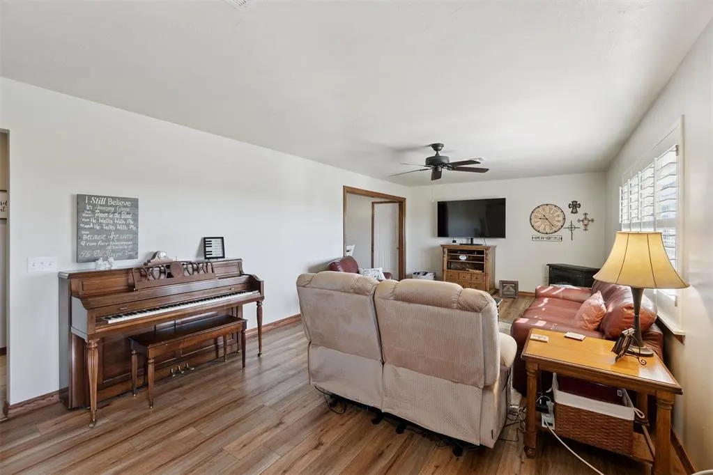 Photo 11 — 608 N Highway 177, Carney, OK 74832