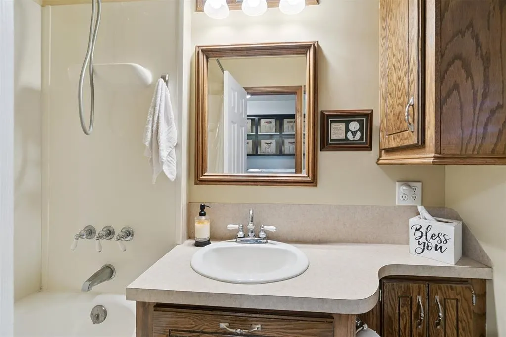 Photo 37 — 608 N Highway 177, Carney, OK 74832