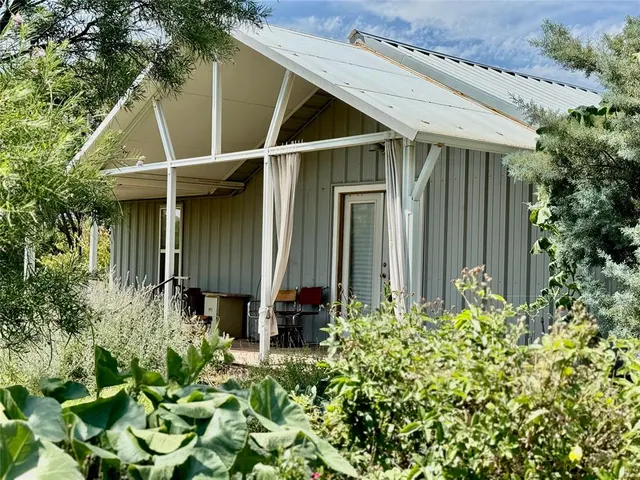 Photo 2 — 21553 73 Highway, Foss, OK 73647