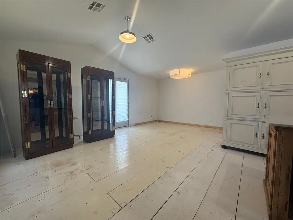 Photo 9 — 21553 73 Highway, Foss, OK 73647