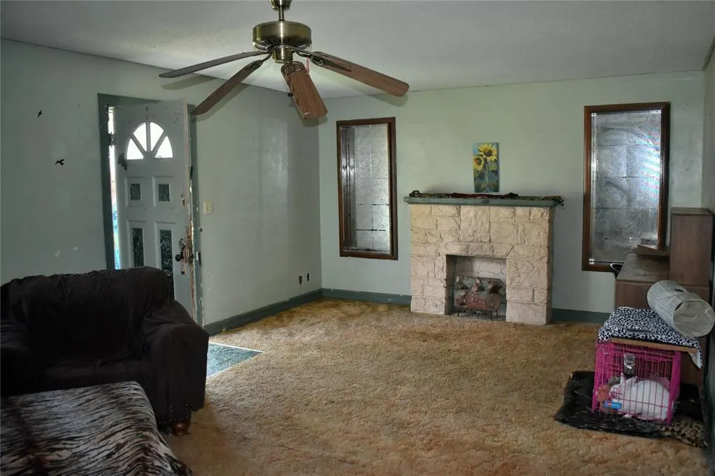 Photo 4 — 115 W Vine Avenue, Enid, OK 73701