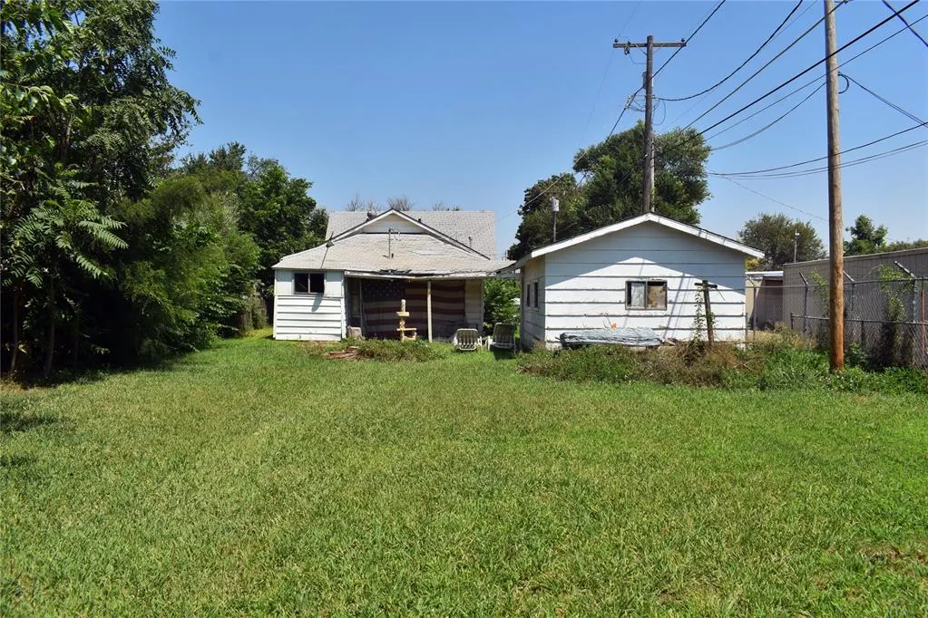 Photo 13 — 115 W Vine Avenue, Enid, OK 73701