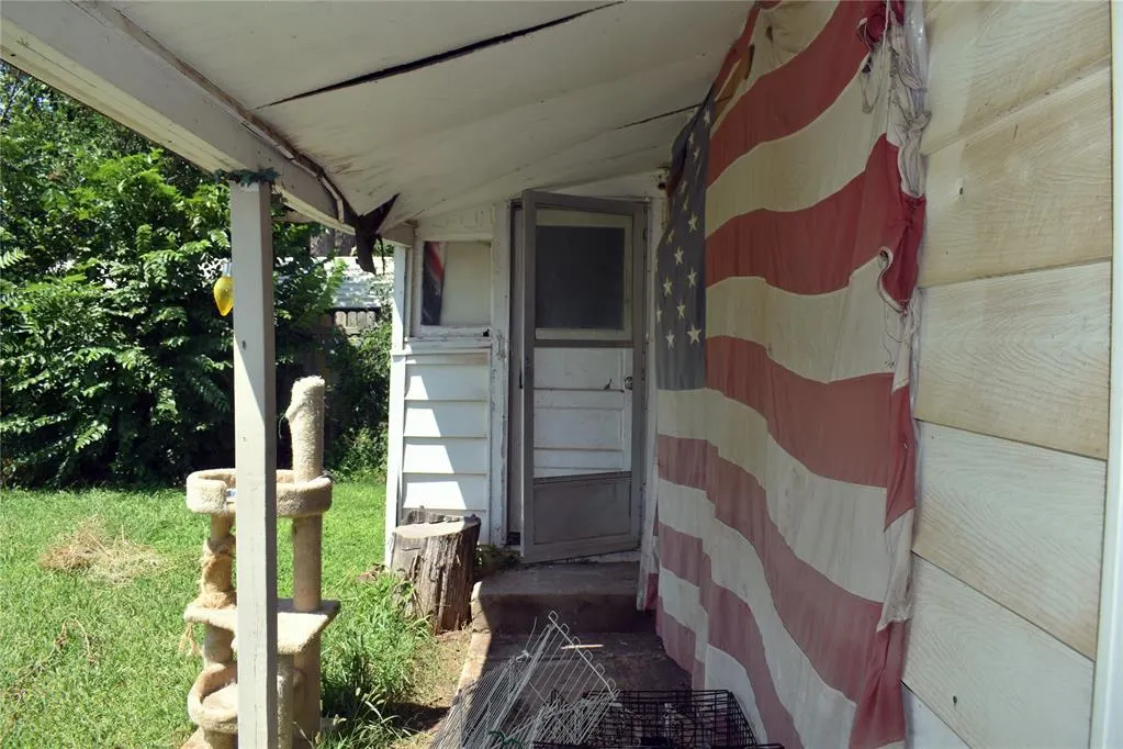 Photo 15 — 115 W Vine Avenue, Enid, OK 73701
