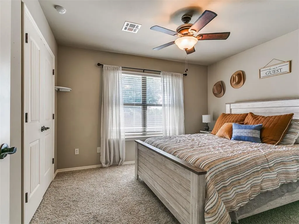 Photo 14 — 5712 Bent Creek Drive, Oklahoma City, OK 73135