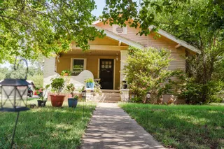 Sold home at 901 E Main Street