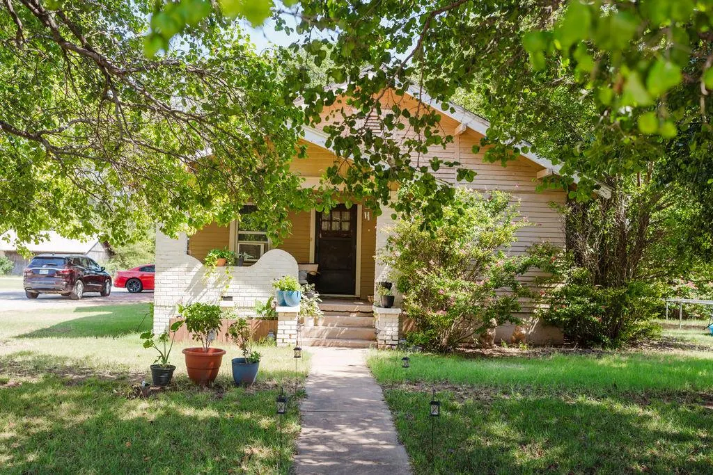 Photo 26 — 901 E Main Street, Sentinel, OK 73664