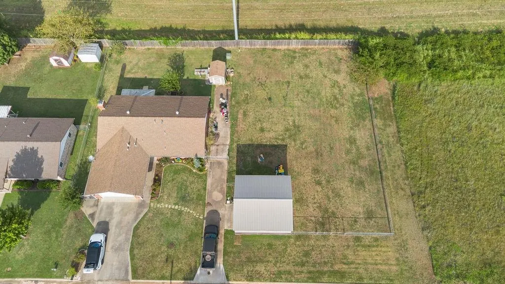 Photo 31 — 707 Cedar Lane, Tecumseh, OK 74873