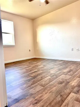 Sold home at 109 Clover Lane #A and B