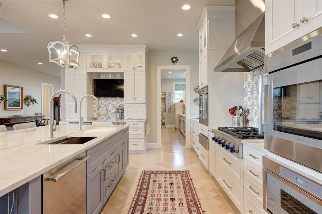Photo 13 — 1121 Cumberland Court, Nichols Hills, OK 73116