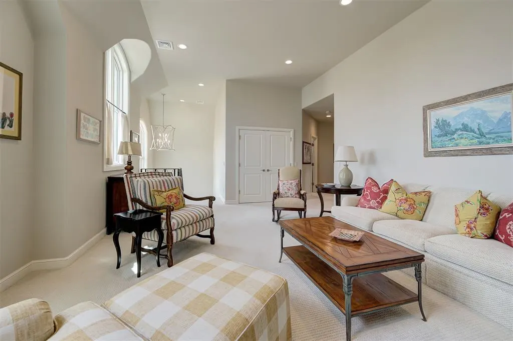 Photo 39 — 1121 Cumberland Court, Nichols Hills, OK 73116