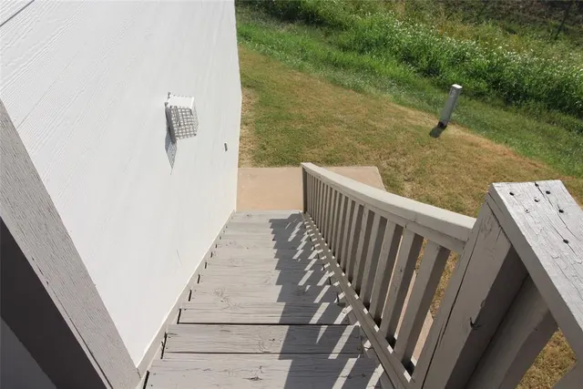Photo 2 — 316 Falcon Court 3, Norman, OK 73069