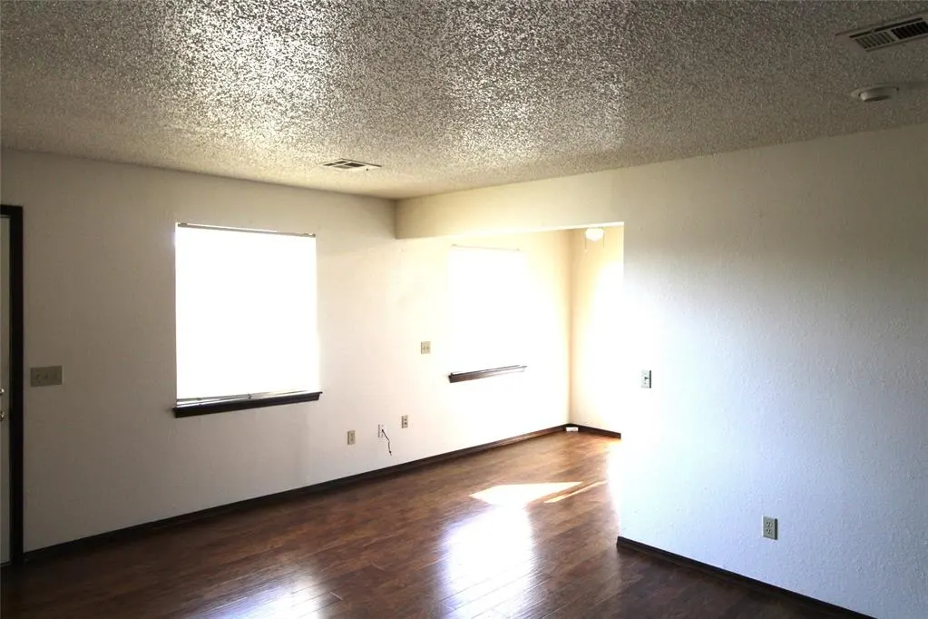 Photo 4 — 316 Falcon Court 3, Norman, OK 73069