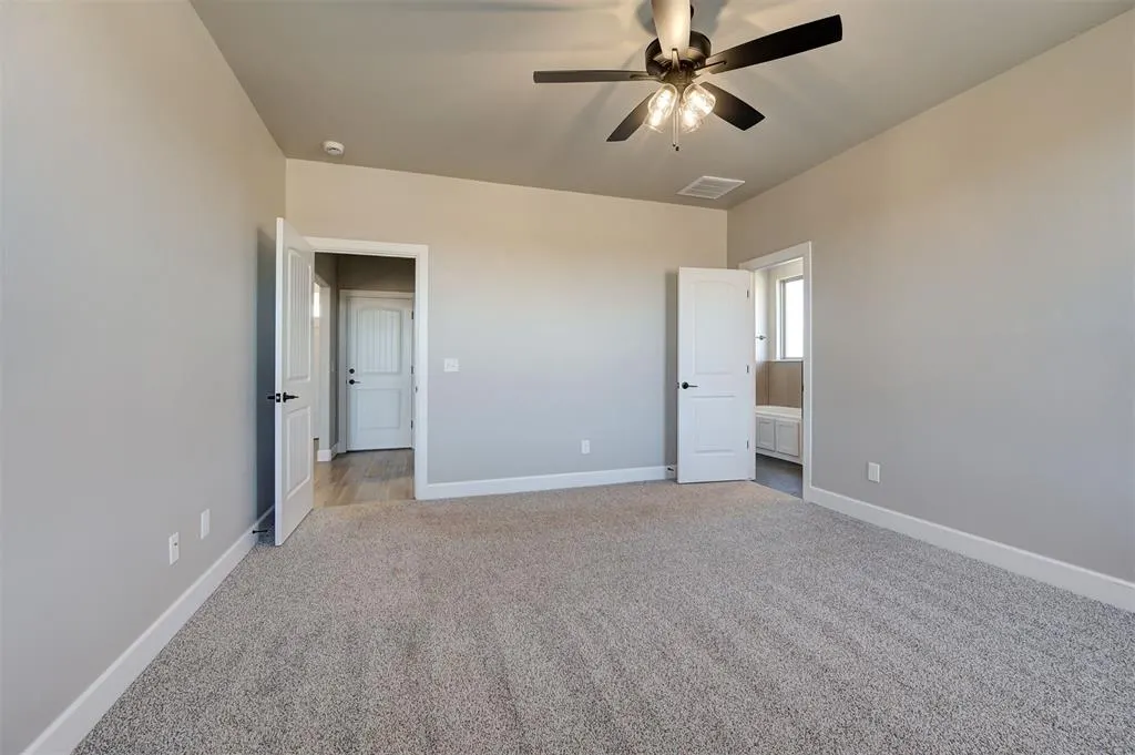 Photo 17 — 2090 Cash Court, Blanchard, OK 73010