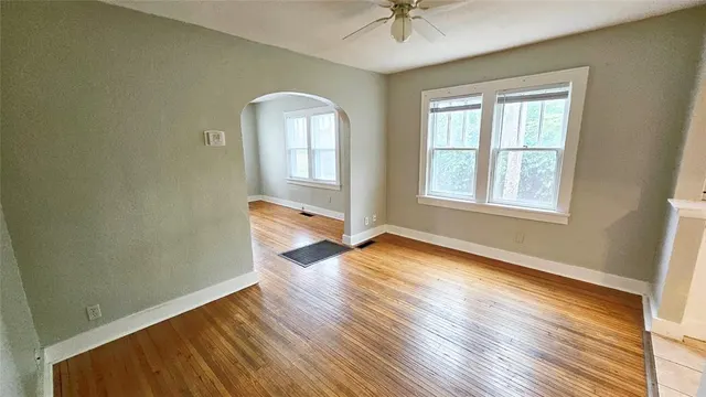 Photo 8 — 1136 N Villa Avenue, Oklahoma City, OK 73107