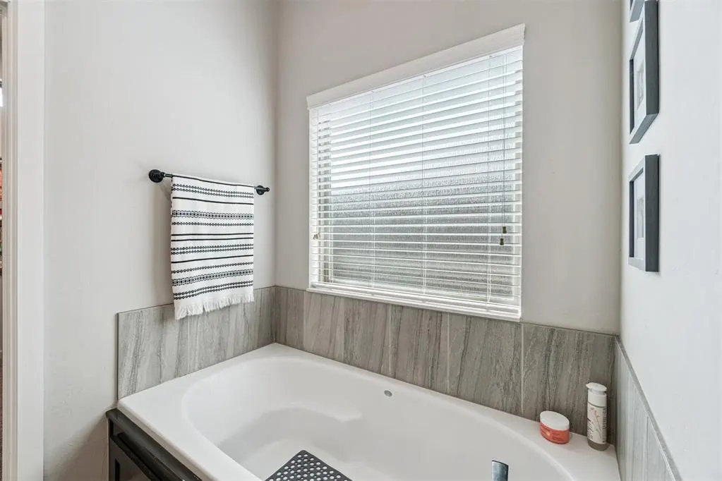 Photo 31 — 16901 Picasso Drive, Oklahoma City, OK 73170