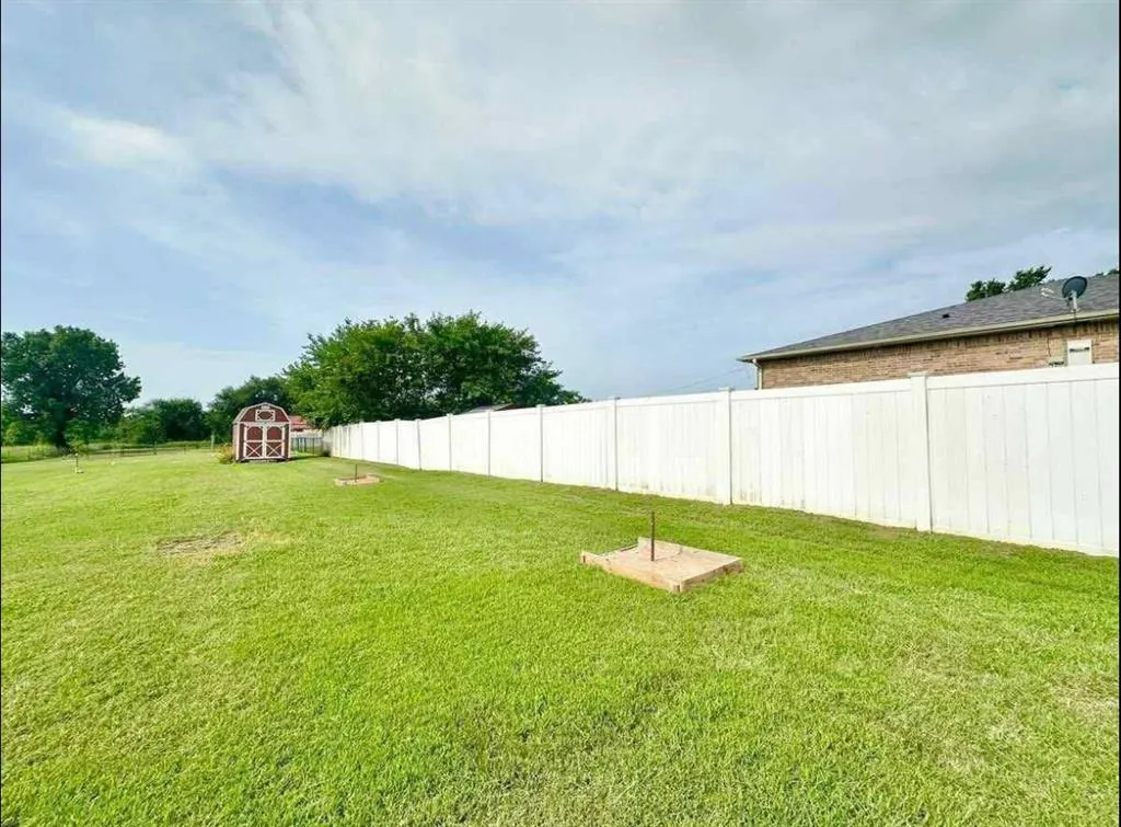 Photo 39 — 37003 Lake Road, Shawnee, OK 74801