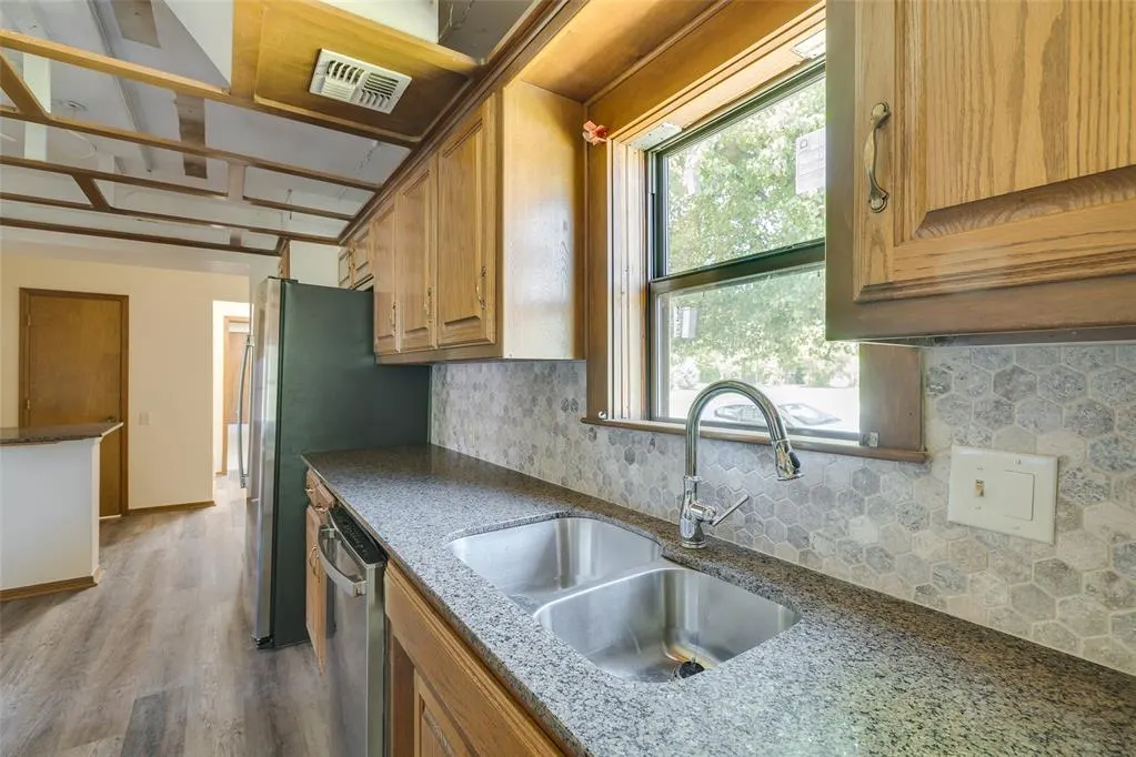 Photo 19 — 1147 NE Grand Boulevard, Oklahoma City, OK 73117