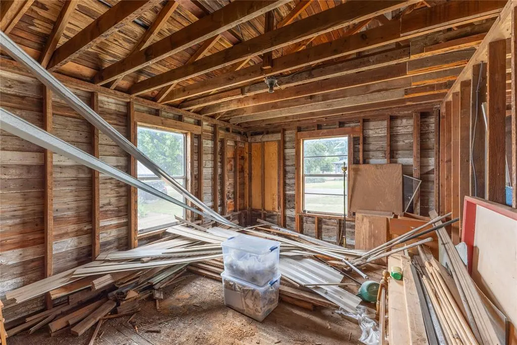 Photo 6 — 216 E Fay Avenue, Kingfisher, OK 73750